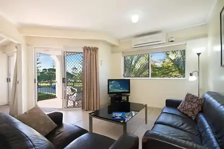 Blue Waters Apartments - 33