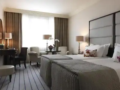 The Westbury - 88