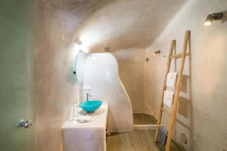 Angel Luxury Suites - 11