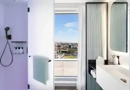 Yotel - 8