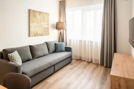Feichter & Living - 30