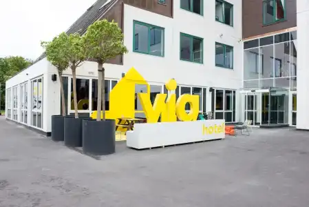 Via Suites - 0