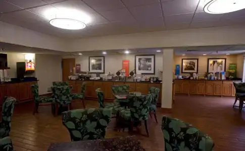 Hampton Inn Springfield-South - 26
