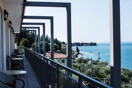 Piccolo Paradiso - 92