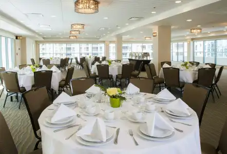 DoubleTree by Hilton Alana - Waikiki Beach - 28