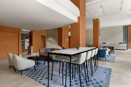 Courtyard by Marriott Bangkok - 22