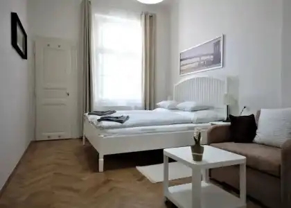 City Castle Aparthotel - 3