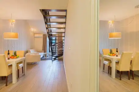 ApartAria - 83