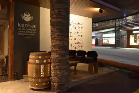 Central, Spa & Lounge Bar - 25