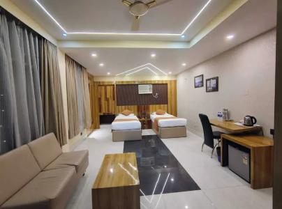 Executive Tower - 20