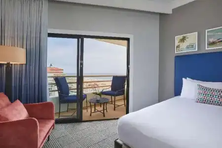 The Waterfront Beach Resort, A Hilton - 90