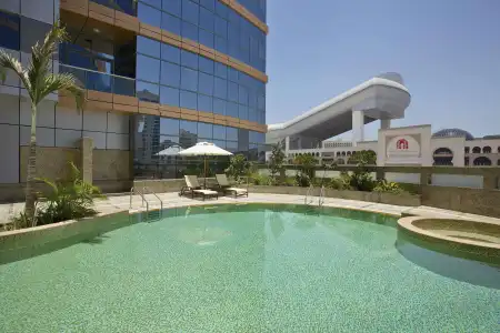 DoubleTree by Hilton & Residences Dubai Al Barsha - 22