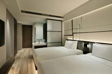 Aloft by Marriott Tokyo Ginza - 2