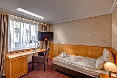 UnperfektCoWorkingHotel - 4