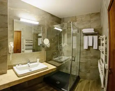 Hot Springs Medical and Spa - 25
