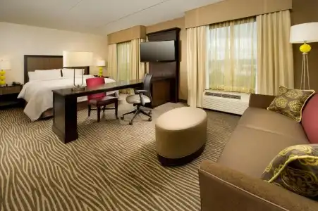 Hampton Inn & Suites Chattanooga/Hamilton Place - 75