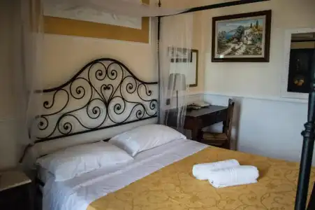 Hotel&Apartments Villa Linda - 5