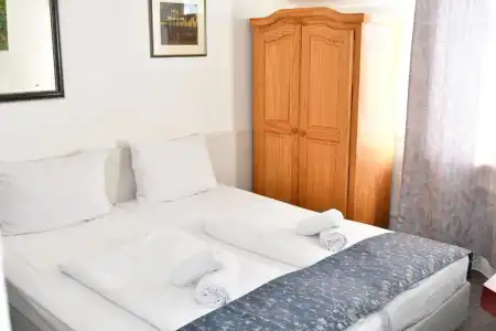 Münchner Hof - 55
