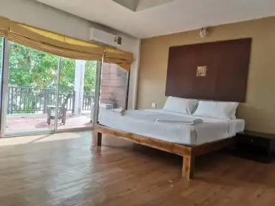 Siam Beach Resort - 7