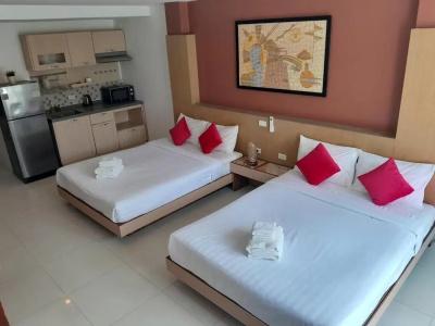 Island Patong Beachfront Apartments - 52