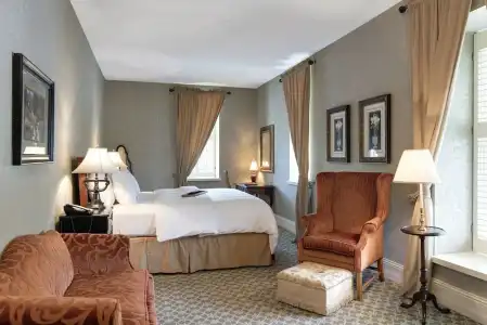Nicollet Island Inn - 3