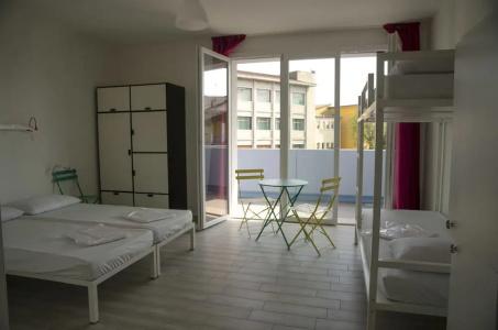 Meet Gardalake Hostel - 101