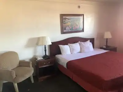 Americas Best Value Inn - 29