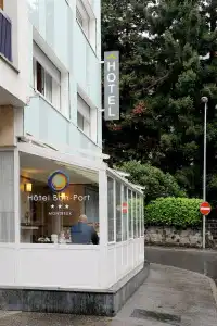 Hôtel Bon Port - 0
