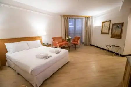 SHG De La Ville - 44