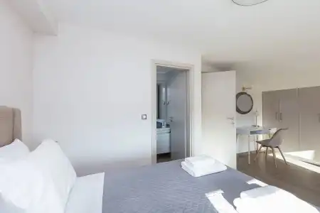 Aurora Apartments - 3