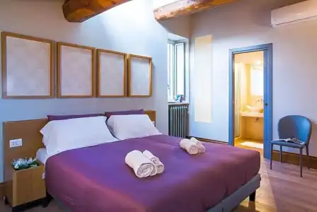 Grand Master Suites - 22