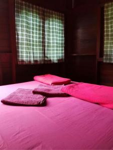 Phanom Bencha Mountain Resort - 48