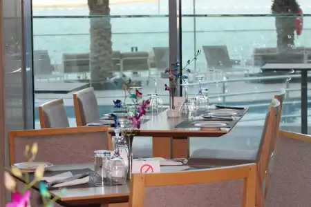 Grand Swiss-BelWaterfront Seef - 25