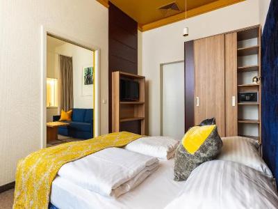 HiLight Suites - 75