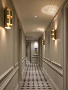 Flemings Mayfair - Small Luxury of the World - 13