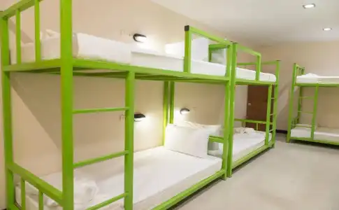 Chang Chang Hostel - 9