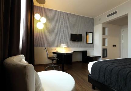 Holiday Inn Genoa City by IHG - 5