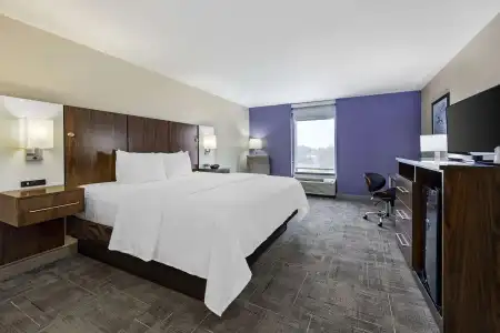 Best Western Plus Gen X Inn - 33
