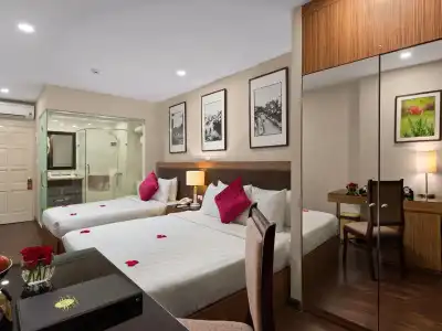 Golden Moon Suite - 2