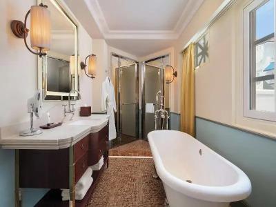 Maxwell Reserve Singapore, Autograph Collection - 89