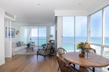 Pacific Views Resort - 128