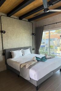 Surf & Sand Resort - 36
