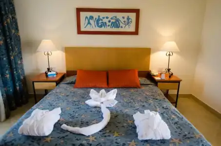 Marina Plaza, Tala Bay - 43