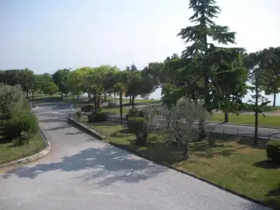 Mirabello - 13