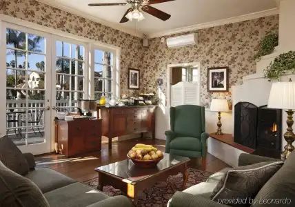 Lavender Inn by the Sea - 1