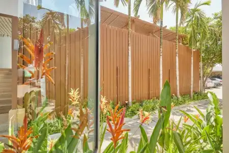 Talay & Villa - 85