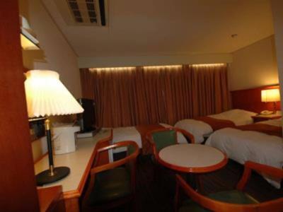 Hyper-Inn Takamatsu Ekimae - 1