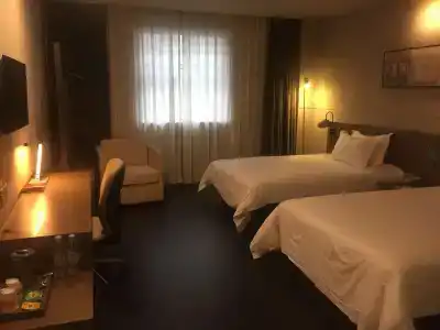 Jinjiang Inn Select Shanghai International Resort Area East Kangqiao Road - 9