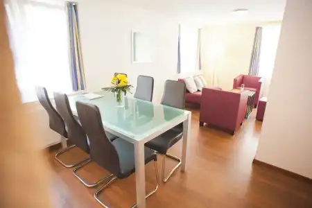 ApartEiger - - 122