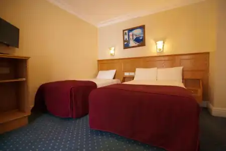 Days Inn by Wyndham London Hyde Park - 19